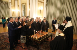 Ορκίστηκε η Υπηρεσιακή Κυβέρνηση