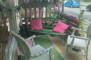 Σε βλέπω να μου κάνεις τη ζωή ωραία!