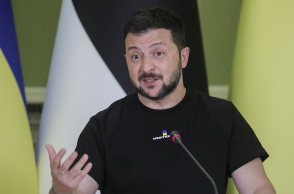 Η Ουκρανία είναι «αδύνατο» να γίνει μέλος του ΝΑΤΟ όσο συνεχίζεται ο πόλεμος της Ρωσίας, δήλωσε ο πρόεδρος Ζελένσκι - Γιατί ανησυχούν οι δυτικές κυβερνήσεις.