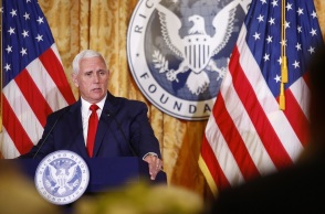 ΗΠΑ: Ο πρώην αντιπρόεδρος Μάικ Πενς κατέθεσε σήμερα την υποψηφιότητά του για το χρίσμα των Ρεπουμπλικάνων - Το προφίλ του συντηρητικού Ευαγγελιστή.