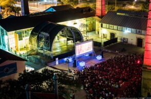 Απολαμβάνοντας τις προβολές του Athens Open Air Film Festival