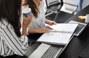 ΕΛΣΤΑΤ: Στο 11,8% μειώθηκε το ποσοστό της ανεργίας το α' τρίμηνο του 2023 - Τα στοιχεία της έρευνας για την απασχόληση και οι κρίσιμοι δείκτες.