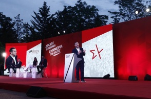 Εκλογές 2023: Ο Πάνος Λουκάκος σχολιάζει την προεκλογική πολιτική παρουσία του ΣΥΡΙΖΑ, τη στάση του ως αντιπολίτευση και τον δημόσιο λόγο στην Ελλάδα.