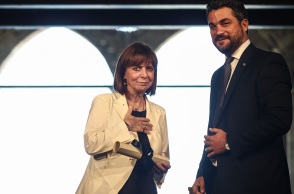 Κατερίνα Σακελλαροπούλου: Ανακηρύχθηκε επίτιμη δημότης Χανίων η Πρόεδρος της Δημοκρατίας - Το ευχαριστήριο μήνυμά της και η αναφορά στο Φεστιβάλ Βιβλίου.