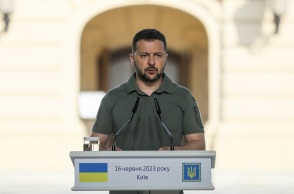 Ουκρανία - Βολοντίμιρ Ζελένσκι: «Η Ρωσία προετοιμάζει τρομοκρατική επίθεση που θα περιλαμβάνει διαρροή ραδιενέργειας στη Ζαπορίζια». 