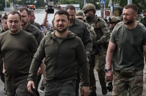 Ουκρανία: Υπάρχει χάος στη Ρωσία, αποσύρετε τα στρατεύματά σας, διαμηνύει ο πρόεδρος Ζελένσκι - Το μήνυμά του για την εξέγερση της Wagner.