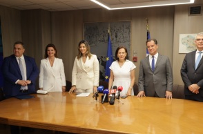 Άδωνις Γεωργιάδης - Σοφία Ζαχαράκη: Ανέλαβαν το υπουργείο Εργασίας και Κοινωνικής Ασφάλισης και το νεοσύστατο υπουργείο Κοινωνικής Συνοχής και Οικογένειας.