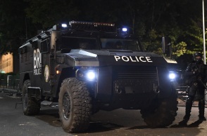 ΟΗΕ: Η Γαλλία πρέπει να αντιμετωπίσει τα βαθιά προβλήματα ρατσισμού στους κόλπους των δυνάμεων επιβολής της τάξης - Τρίτη ημέρα ταραχών μετά τον θάνατο εφήβου.