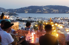 Συμβούλιο της Επικρατείας: Δεν μειώνει τα κατά 400% αυξημένα τέλη παραχώρησης αιγιαλού που επέβαλε ο Δήμος Μυκόνου - Το σκεπτικό της απόφασης.