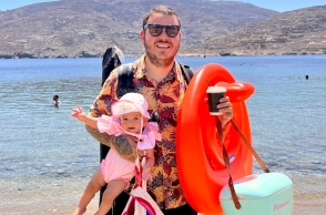 Η Τήνος του Άνταμ Κοντοβά