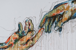 δύο χέρια που συνδέονται 