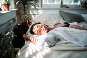 Ένα κορίτσι.