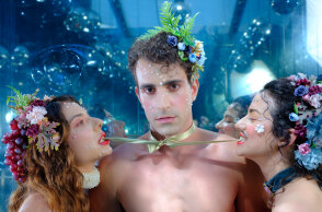 Ο Γιάννης Κακλέας επιστρέφει στο Θέατρο Τέχνης με τη "Δωδέκατη νύχτα" του Σαίξπηρ