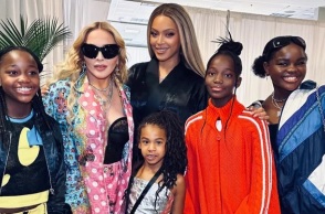 Μαντόνα: Μια από τις πρώτες δημόσιες εμφανίσεις μετά τη νοσηλεία της - Παραβρέθηκε σε συναυλία της Μπιγιόνσε - Η αφιέρωση από τη σκηνή. 