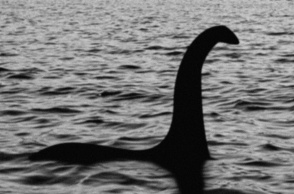 Πλαστή φωτογραφία που για χρόνια θεωρείτο ότι απεικονίζει το τέρας του Λοχ Νες