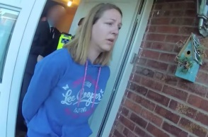 Λούσι Λέτμπι: Η νοσοκόμα - βρεφοκτόνος καταδικάστηκε σε ισόβια στη Βρετανία για τη δολοφονία επτά νεογέννητων και την απόπειρα δολοφονίας άλλων δέκα.