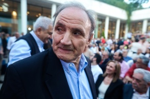 Στέφανος Τζουμάκας