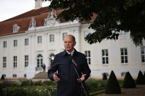 Γερμανία: Ελαφρύς τραυματισμός του καγκελάριου Όλαφ Σολτς κατά τη διάρκεια άσκησης - Έπεσε ενώ έκανε τζόγκινγκ - Αλλαγές στην ατζέντα συναντήσεών του.