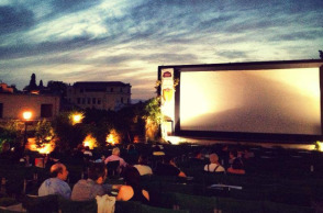 O θερινός κινηματογράφος Cine Paris 