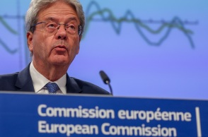 ΕΕ - Πάολο Τζεντιλόνι: Καλά νέα η επιστροφή της Ελλάδας στην επενδυτική βαθμίδα, για την ΕΕ, την ευρωζώνη και τη χώρα - Στήριξη μέσω του έκτακτου ταμείου.