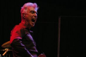 Ο πρώην frontman των Talking Heads, Ντέιβιντ Μπερν