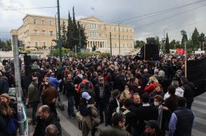 24ωρη απεργία την Πέμπτη για το εργασιακό νομοσχέδιο