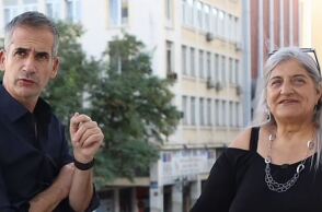 Ένα διαφορετικό ΤΙΚ ΤΟΚ του Κώστα Μπακογιάννη με τη Φωτεινή Λεομπίλλα για τα ναρκωτικά στην Αθήνα