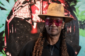 Infinite Drama Athens: Φωτορεπορτάζ από τα εγκαίνια της έκθεσης του Maxim στην Ελλάδα που παρουσιάζουν Τhe Blender Gallery και Varvara Roza Galleries.