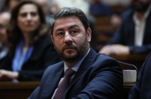 Ο Νίκος Ανδρουλάκης επικοινώνησε τηλεφωνικά με τον Στέφανο Κασσελάκη - Ο πρόεδρος του ΠΑΣΟΚ ευχήθηκε καλή επιτυχία στον νέο ηγέτη του ΣΥΡΙΖΑ.