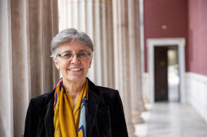 Μαρία Γεωργοπούλου: Η διευθύντρια της Γενναδείου Βιβλιοθήκης μιλάει για τις Νύχτες Κλασικής Μουσικής που φιλοξενεί η βιβλιοθήκη από 29 Σεπτεμβρίου έως 1 Οκτωβρίου.