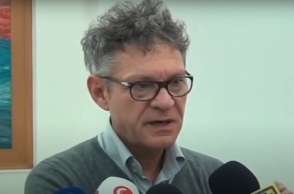 ΣΥΡΙΖΑ: Νέα αποχώρηση - Παραιτήθηκε ο Ευριπίδης Στεφάνου - Ο πρώην πρύτανης του Πανεπιστημίου Κρήτης κάνει λόγο για μηχανισμούς που οδηγούν το κόμμα σε κρίση. 