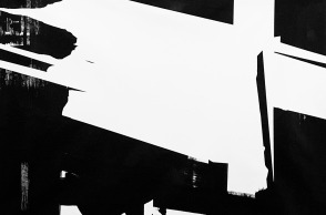 Ο Γιώργος Τσιριγωτάκης με την έκθεση "Επιφάνειες" στην γκαλερί Alma