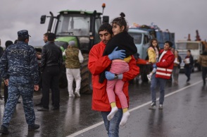 ΟΗΕ - Ναγκόρνο Καραμπάχ: Η Ύπατη Αρμοστεία ετοιμάζεται για την άφιξη έως και 120.000 προσφύγων στην Αρμενία - Περίπου 93.000 άνθρωποι διέσχισαν τα σύνορα.