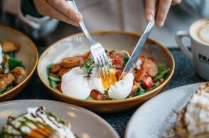 18 αθηναϊκά στέκια για brunch και τέλειο καφέ