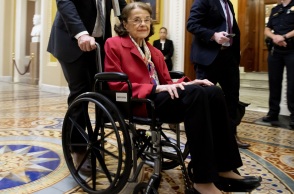 Νταϊάν Φάινστιν: Πέθανε στα 90 της η Αμερικανίδα γερουσιαστής - Ιστορικό στέλεχος των Δημοκρατικών - Ήταν θερμή υποστηρίκτρια ελέγχου της οπλοκατοχής.