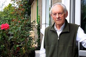 O Ναζί δάσκαλος τον οποίο καταγγέλλουν για άσκηση βίας πρώην μαθητές σχολείου στο Δουβλίνο, Λουί Φετρέν