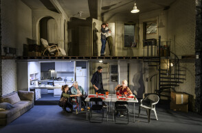 "The humans" σε σκηνοθεσία Κωνσταντίνου Μαρκουλάκη