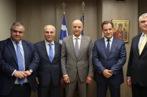 ΕΦΚΑ: Νέα διοίκηση - Επικεφαλής ο Αλέξανδρος Βαρβέρης - Το βιογραφικό του - Τη θέση του α΄ υποδιοικητή αναλαμβάνει ο Παναγιώτης Κοκκόρης.