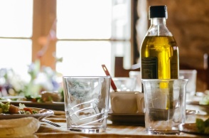 ΕΦΕΤ: Εντατικοί έλεγχοι για την προστασία του ελαιόλαδου - ανησυχία για την εμφάνιση περιπτώσεων νοθείας - Οι συστάσεις σε καταναλωτές και επιχειρήσεις.