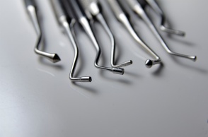 Εργαλεία σε οδοντιατρείο