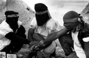 Επίθεση στο Ισραήλ – Ποια είναι η Χαμάς, η τρομοκρατική οργάνωση που κρύβεται πίσω από δολοφονίες και απαγωγές ισραηλινών