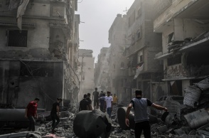 Σκόνη και συντρίμμια από επίθεση στο Ισραήλ 