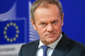 Ο Ντόναλντ Τουσκ δεσμεύεται στις Βρυξέλλες να αποκαταστήσει τη θέση της Πολωνίας στην Ευρωπαϊκή Ένωση - Έχει διαταραχθεί εξαιτίας της προηγούμενης κυβέρνησης.