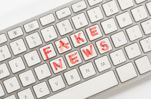 Ο «πόλεμος» στα πληκτρολόγια σε καιρούς κρίσης