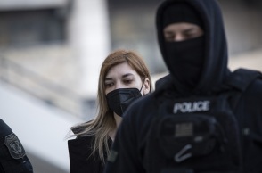 Δίκη Ρούλας Πισπιρίκου: «Θα έπρεπε να γίνει εκτεταμένος γονιδιακός έλεγχος μετά τους θανάτους των τριών παιδιών», κατέθεσε καθηγητής Γενετικής.