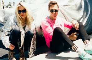 The Kills: Αποκλειστική συνέντευξη με την Alison Mosshart και τον Jamie Hince στην Athens Voice για το νέο τους άλμπουμ «God Games», τη μουσική και τη ζωή τους.