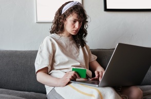 Meta: Η ευρωπαϊκή ρυθμιστική Αρχή Προστασίας Προσωπικών Δεδομένων απαγορεύει τη χρήση data για στοχευμένες διαφημίσεις - Διορία δύο εβδομάδων για λήψη μέτρων. 