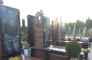 Πόλεμος στην Ουκρανία - Νεκροταφείο