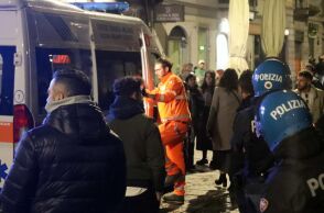 Οπαδός της Παρί Σεν Ζερμέν μαχαιρώθηκε σε συγκρούσεις μέσα στη νύχτα στο Μιλάνο - Νοσηλεύεται σοβαρά τραυματισμένος ο 34χρονος Γάλλος.