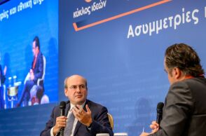 Συνέδριο Κύκλου Ιδεών - Κωστής Χατζηδάκης: Πρέπει να ενισχυθεί ο ανταγωνισμός στην αγορά και να αντιμετωπιστεί η φοροδιαφυγή.